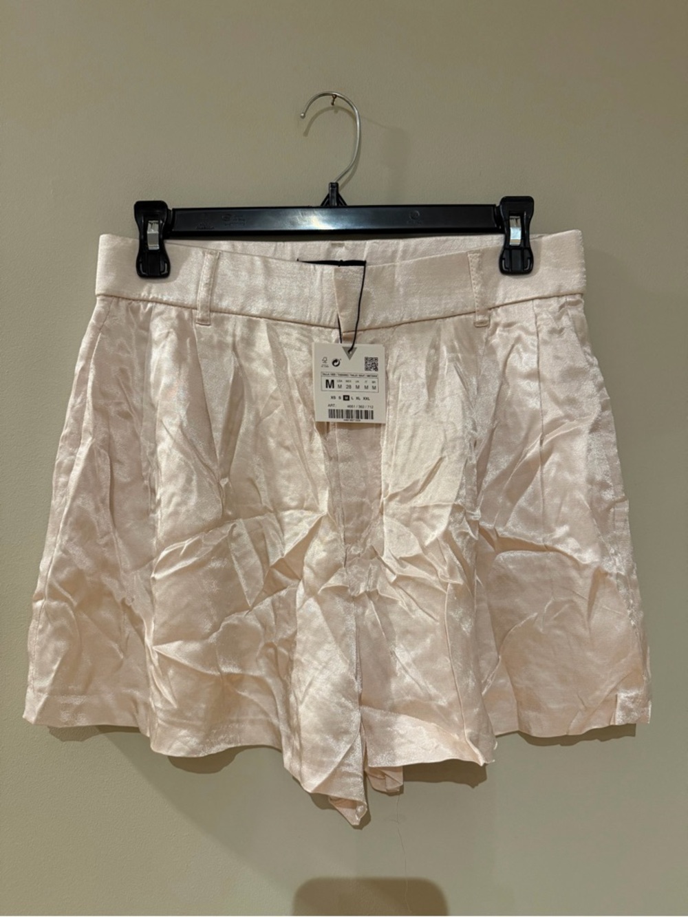 Zara High Waist Satin-Look Pleated Shorts in Pale Blush